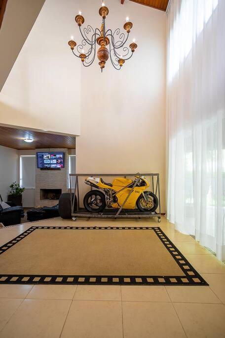 Casa 996 Condominio Fazenda Orypaba Monte Alegre do Sul Eksteriør billede